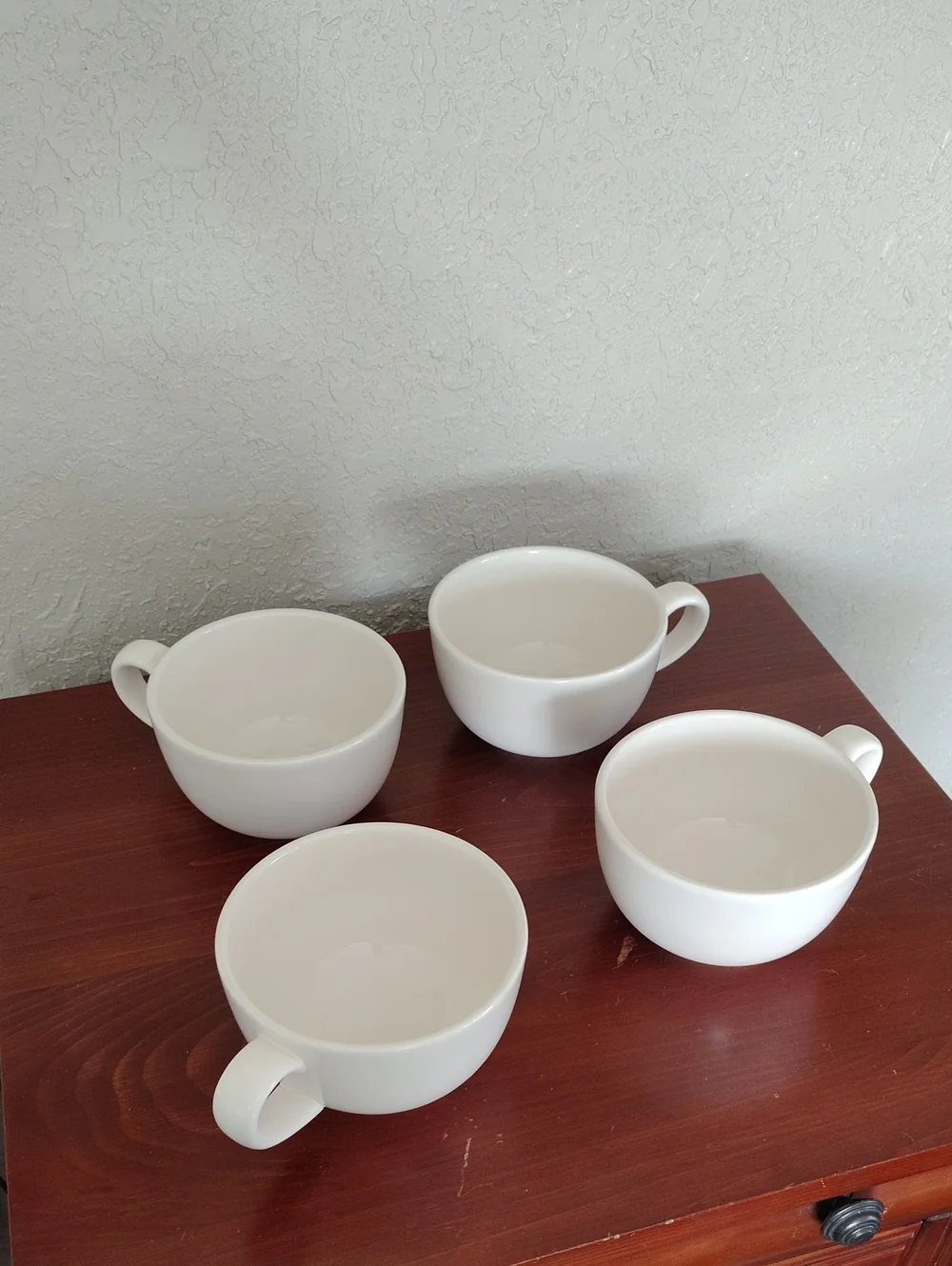 Pottery Barn Sauselito Mugs Set Of 4 Cream Color